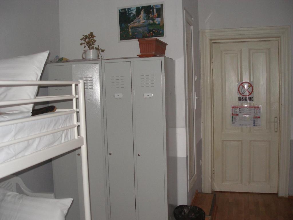 Kretan Hostel Bucureşti Rom bilde